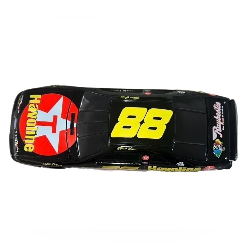 Ernie Irvan #88 Texaco Havoline 1995 NASCAR 1:24 Diecast Platinum Series